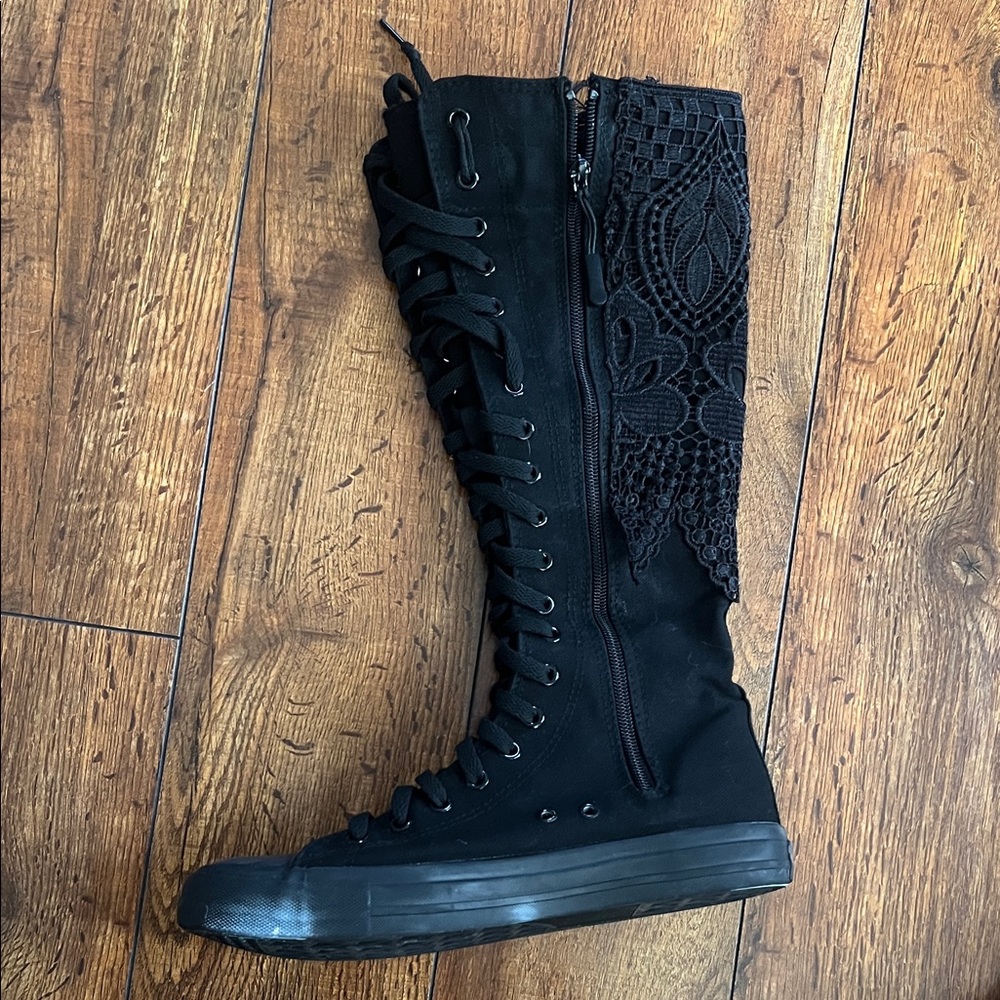 Black Lace-Up Boots with Intricate Design - Picture 4 of 6